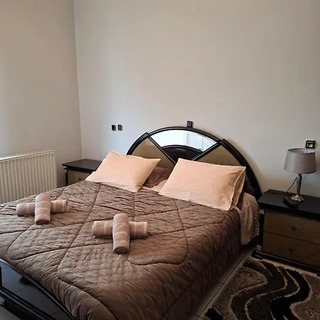 Apartment Golden Kalamaria