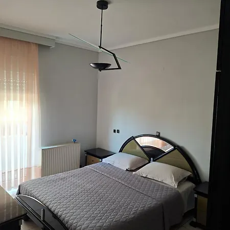 Golden Kalamaria Apartman *